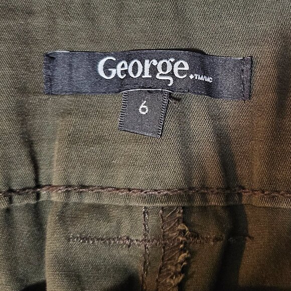Women’s Size 6 Dark Green George Capri Pants - Picture 7 of 12